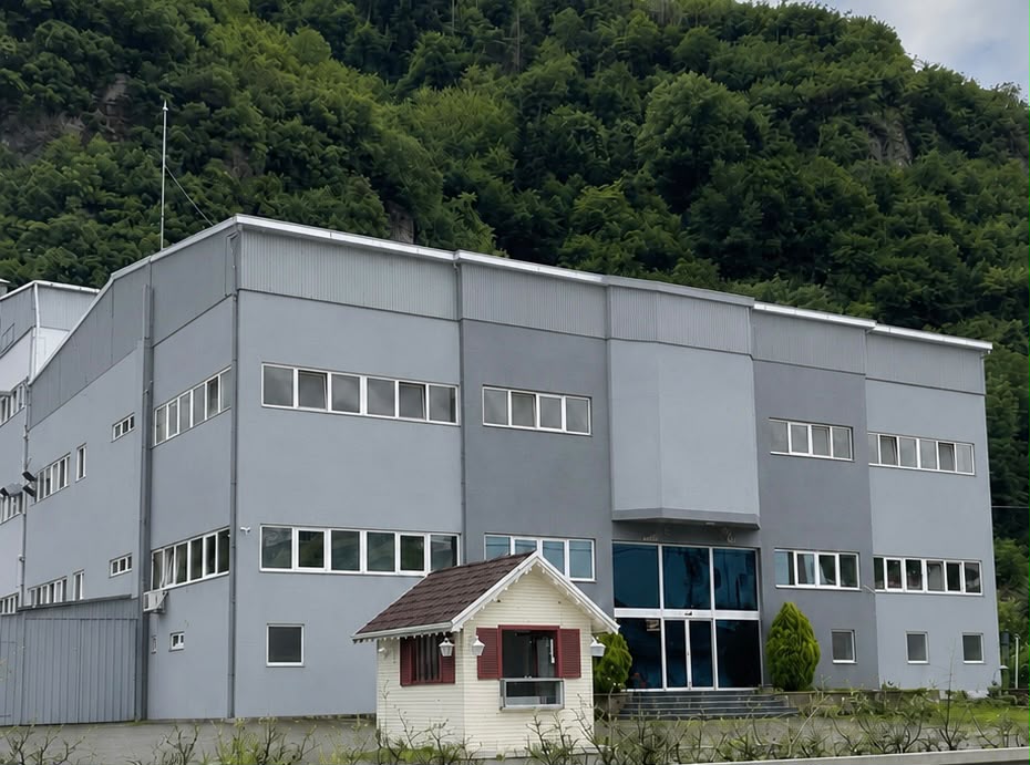 Huzur Miraç Gıda üretim tesisi dış görünümü